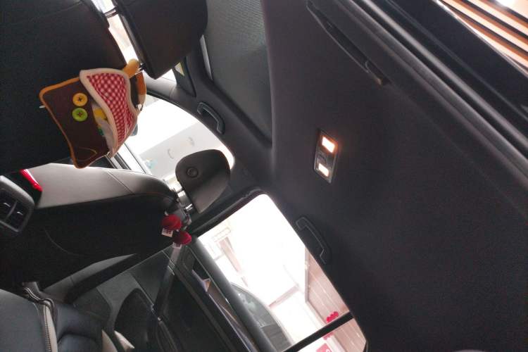 Used Volkswagen Golf 2018 280TSI Automatic R-Line Model
