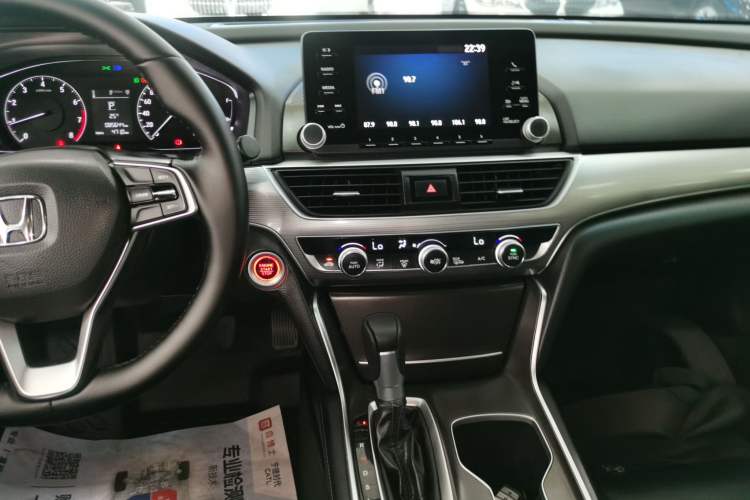 Used Honda Accord 2018 260TURBO Elite Edition China VI Audio And AC Panel