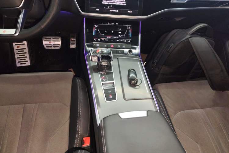 Used Audi A6L 2021 40 TFSI Luxury Dynamic Edition
