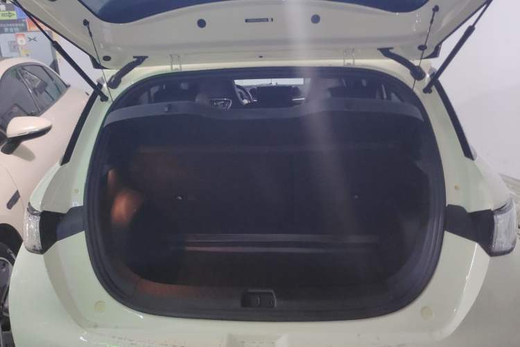 Used BYD Dolphin 2023 420 km Fashion Edition
