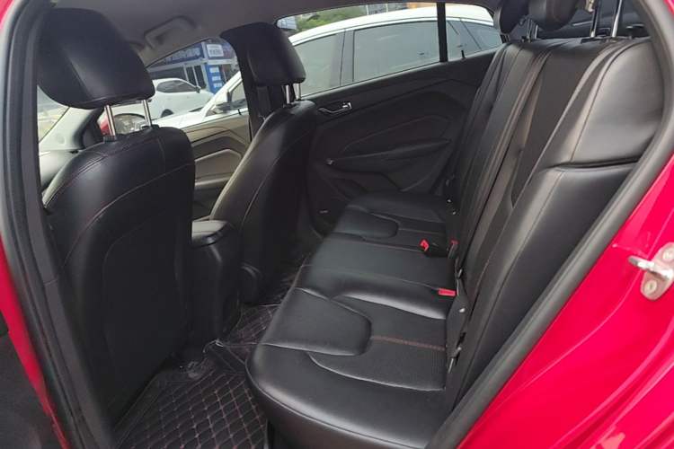 Used Chery Arrizo 5 2016 1.5L CVT Trendsetting Edition

