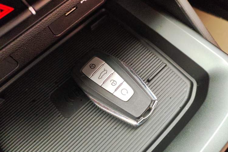 Used Geely Auto Haoyue L 2024 2.0T DCT Flagship Version