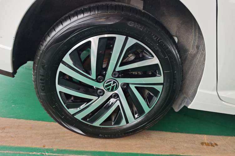 Used Volkswagen Lavida 2024 1.5L Automatic Starry Sky 5 Million Edition
