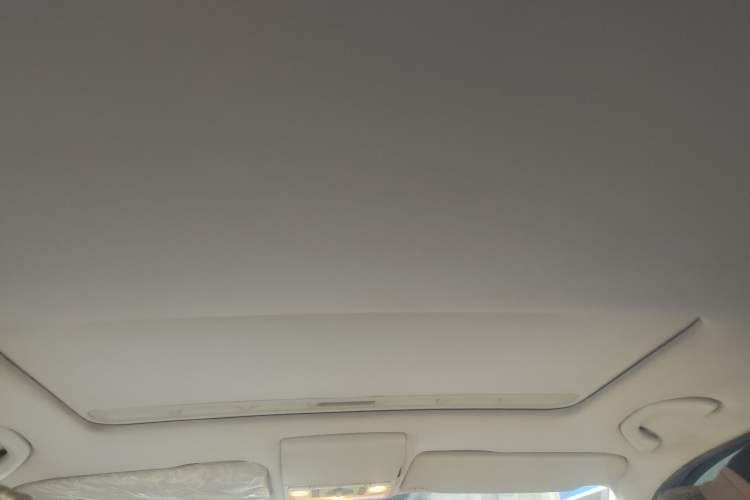 Used Volkswagen Lavida 2013 1.6L Manual Comfort Edition
