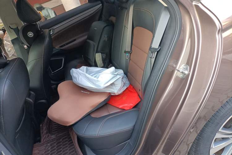 Used Geely Auto Emgrand GL 2018 1.4T DCT Prestige Smart Connectivity Version
