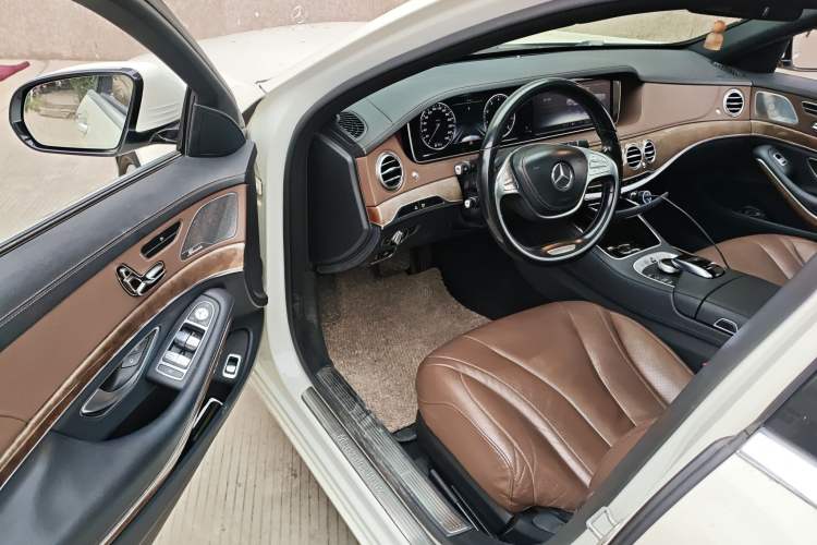 Used Mercedes-Benz S-Class 2014 S 320 L Luxury Model