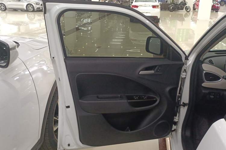 Used ORA White Cat 2022 Xiao Yean Cat Edition 360km Deluxe Model Ternary Lithium
