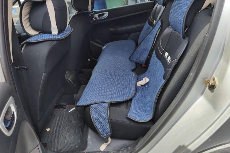 Used Peugeot 307 2013 1.6L Manual CROSS