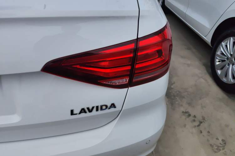 Used Volkswagen Lavida 2019 Lavida Start 1.5L Automatic Trendy Version China VI Standard
