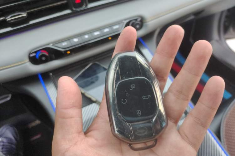 Used GAC Trumpchi EMPOW 2023 270T DCT J15 Version Vehicle Key