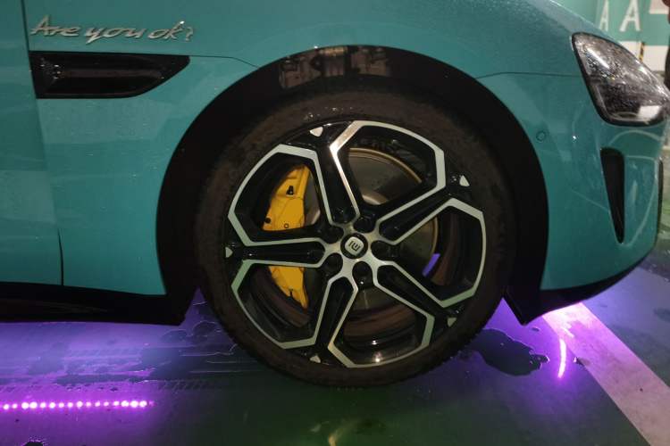 Used Xiaomi Auto SU7 2024 Rear-Drive Ultra-Long Range Advanced Pro-Level Intelligent Driving Version
