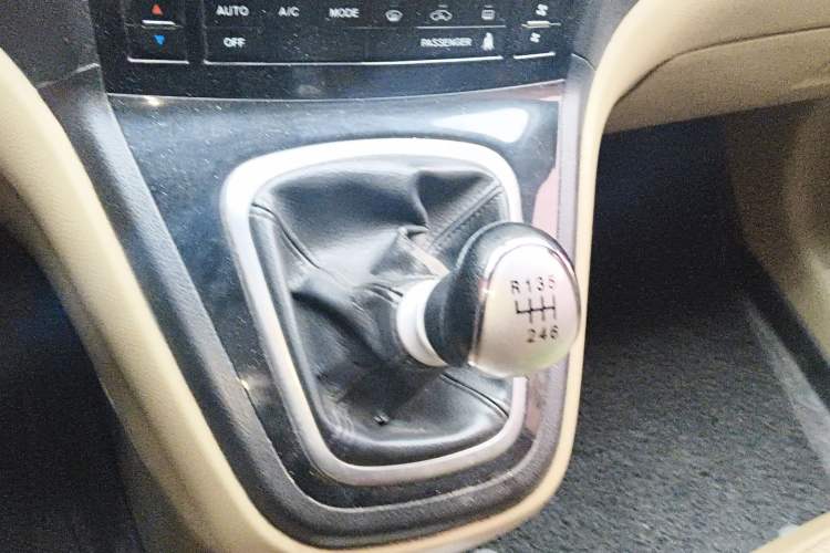 Used Haval H6 2012 1.5T Manual Two-Wheel Drive Urban Version