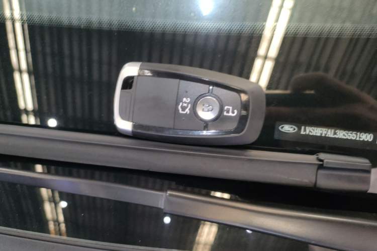 Used Ford Mondeo 2023 EcoBoost 180 Comfort Model Interior 1