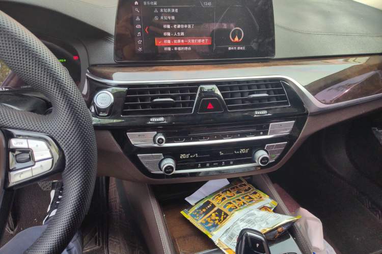 Used BMW 5 Series 2019 Facelifted 525Li Luxury Package
