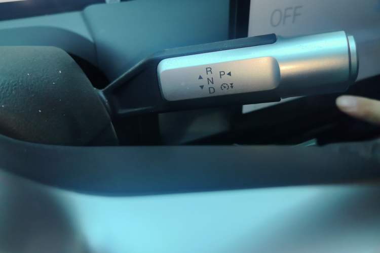 Used AION Y 2025 Plus 510 Enjoy Edition Gear Lever