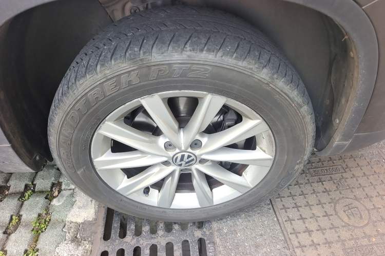 Used Volkswagen Tiguan L 2016 300TSI Automatic All-Wheel Drive Fashion Vision Edition
