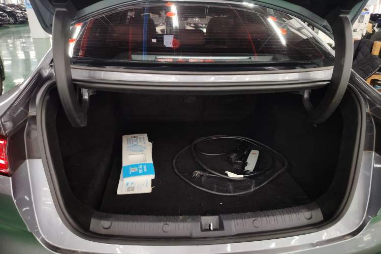Used BYD Qin L 2024 DM-i 120KM Excellence Model Trunk
