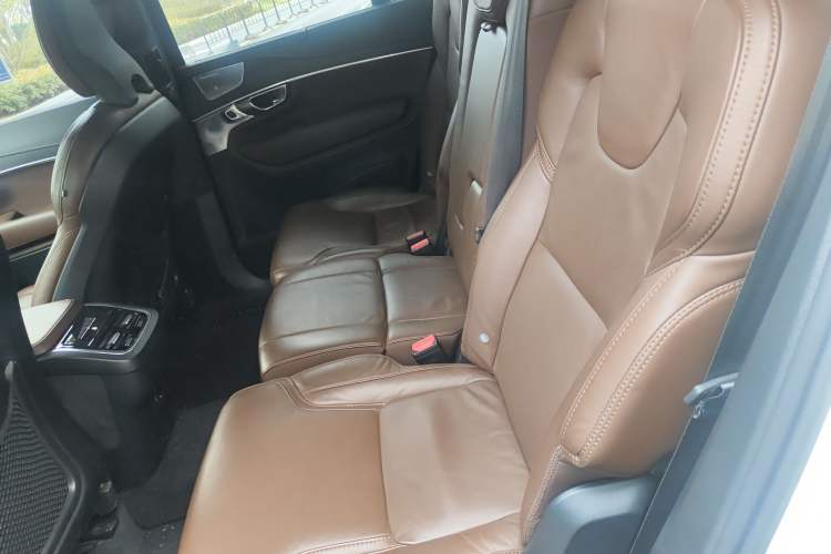 Used Volvo XC90 2023 B6 Zhiya Luxury 7-Seater