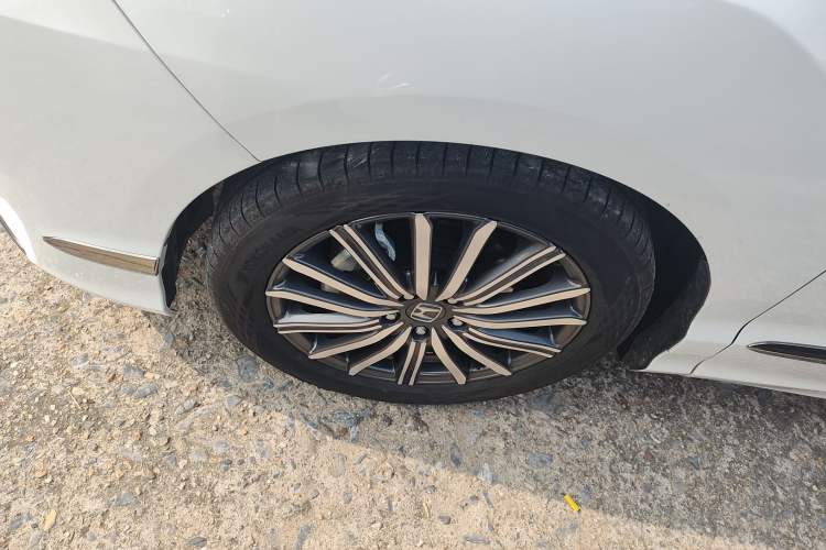 Used Honda Elysion 2022 2.0L eHEV Prestige Edition
