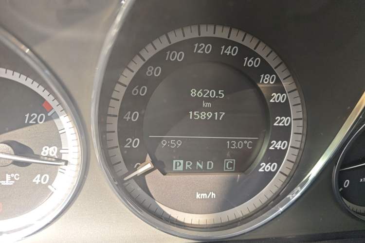 Used Mercedes-Benz C-Class 2010 C 200 CGI Elegance Model
