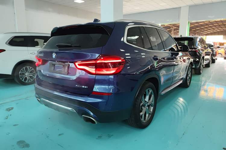 Used BMW X3 2020 xDrive28i Luxury Package Rear Right 45 Deg