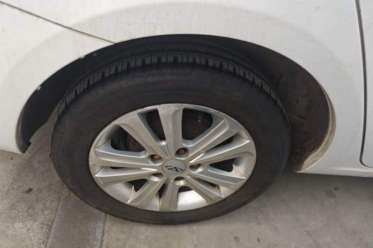 Used Chery E3 2013 1.5L Manual ZhiShang Model
