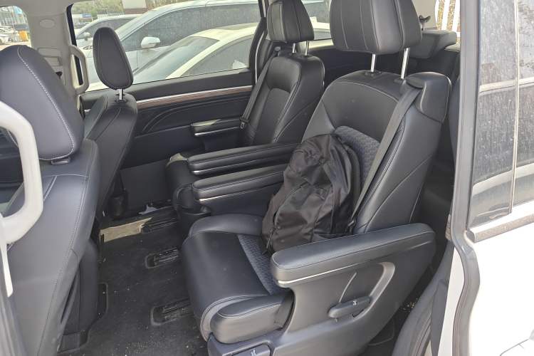 Used GAC Trumpchi M8 2023 Lingxiu Series 390T Deluxe Edition Left Rear Seat