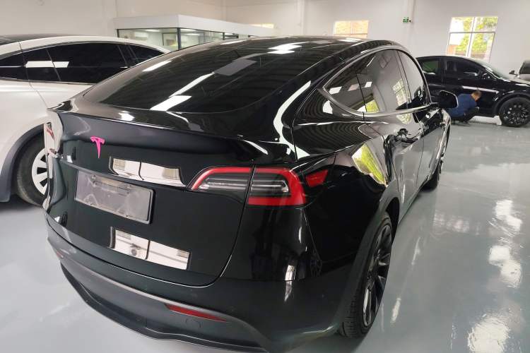 Used Tesla Model Y 2021 Standard Range Rear-Wheel Drive Version
