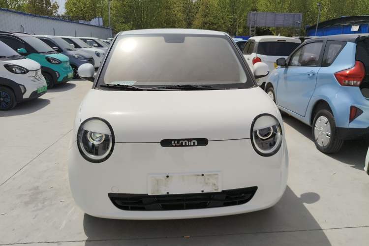 Used CHANGAN NEVO Lumin 2023 301km Honey Dew Edition Front