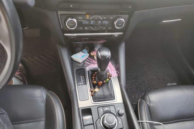 Used Mazda Atenza 2018 2.5L Blue Sky Prestige Edition China V Standard Gear Lever