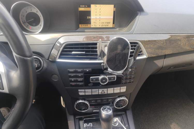 Used Mercedes-Benz C-Class 2011 C 200 CGI Fashion Model