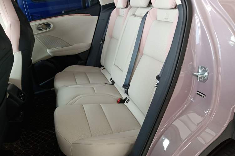 Used Lynk & Co 06 2025 Renew 1.5T Halo
