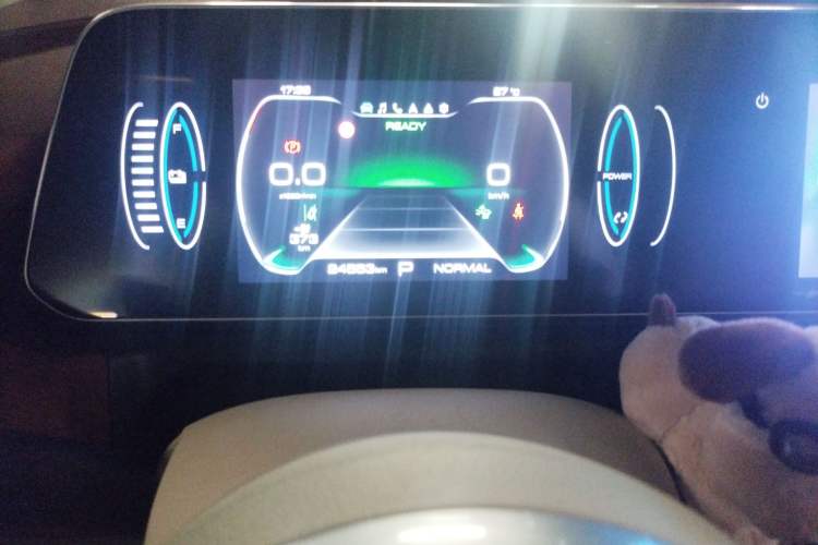 Used ORA Good Cat 2023 401 km Standard Range Prestige Version Lithium Iron Phosphate Instrument Cluster