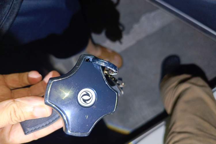 Used Dongfeng NAMMI 06 2025 471 Pro