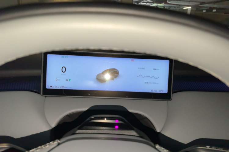 Used Nio ET5T 2024 75kWh Touring Instrument Cluster