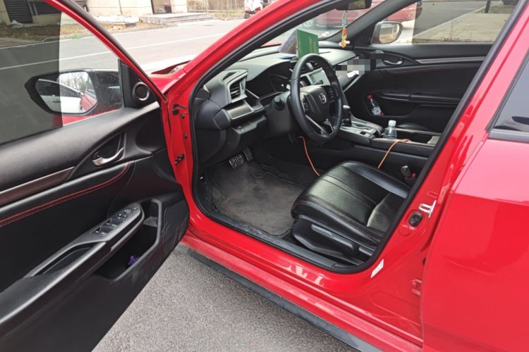 Used Honda Civic 2021 HATCHBACK 220TURBO CVT Trendy Cool Edition