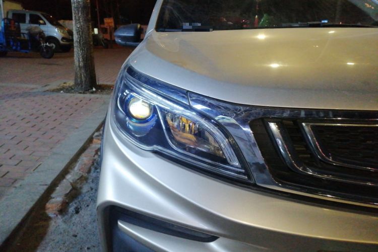 Used Geely Auto Vision X3 2019 Upgraded Model 1.5L Manual Elite Version
