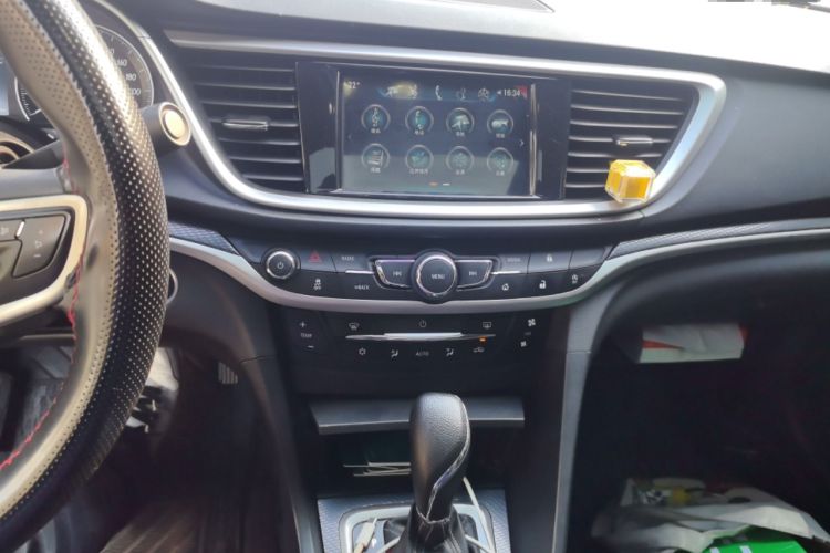 Used Buick GT 2019 18T Automatic Connected Elite Model China V Standard Audio And AC Panel