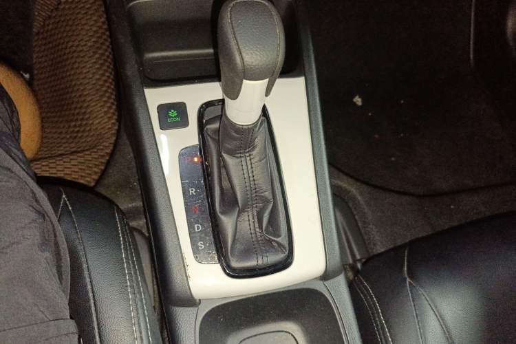 Used Honda Fit 2023 1.5L CVT Trend Edition Gear Lever