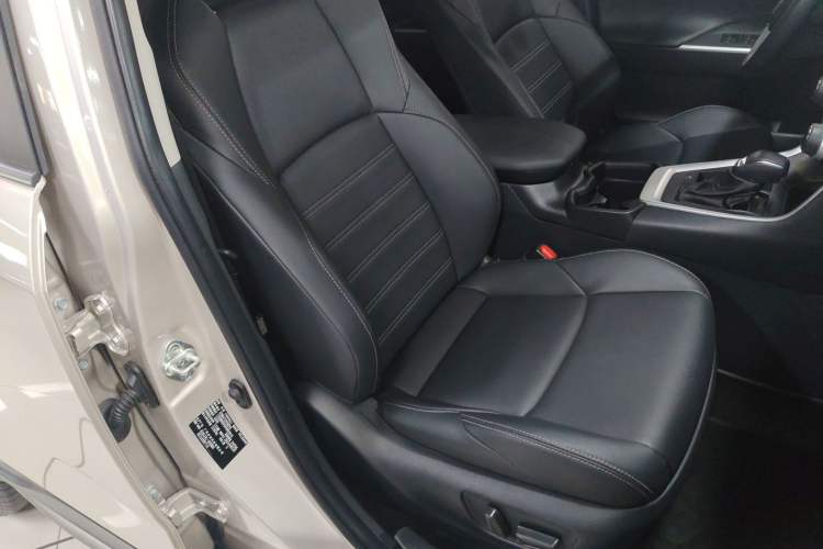 Used Toyota Wildlander 2023 Dual-Motor 2.5L E-CVT Two-Wheel Drive Luxury PLUS Edition