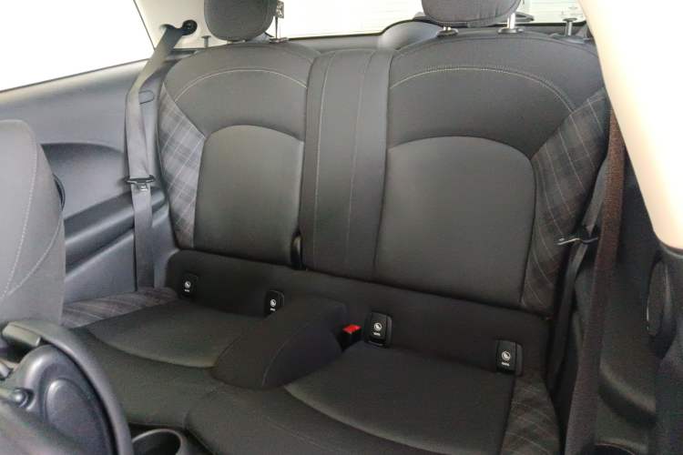 Used MINI 2016 1.5T COOPER
