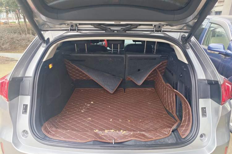 Used Wey VV7 2017 2.0T Ultra-Luxury Version
