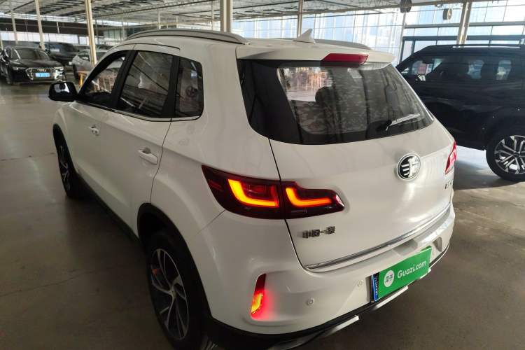 Used Bestune X40 2019 1.6L Manual Luxury Edition China VI
