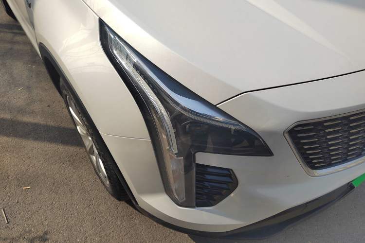 Used Cadillac XT4 2021 28T Two-Wheel Drive Tech Edition
