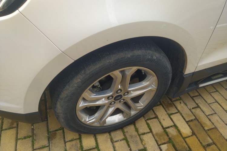 Used Ford Edge 2016 EcoBoost 245 Two-Wheel-Drive Titanium 7-Seater