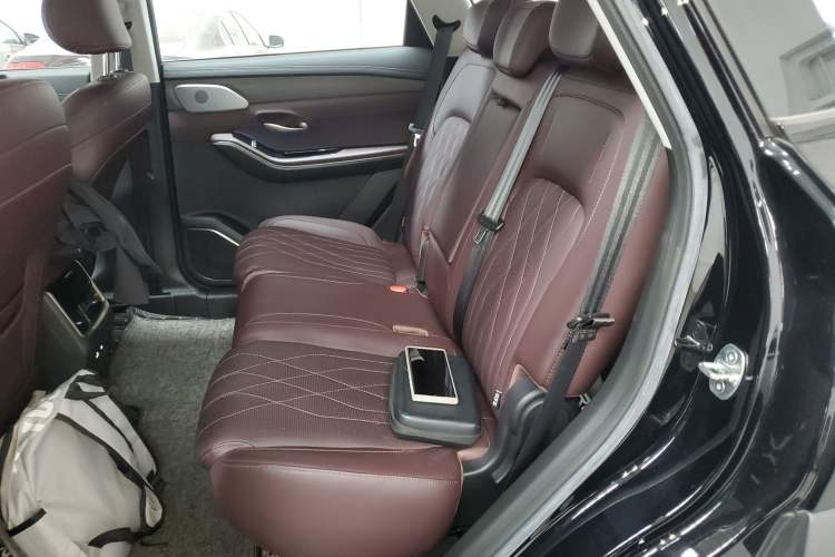 Used JETOUR X90 PRO 2024 2.0T DCT Prestige 7-Seater
