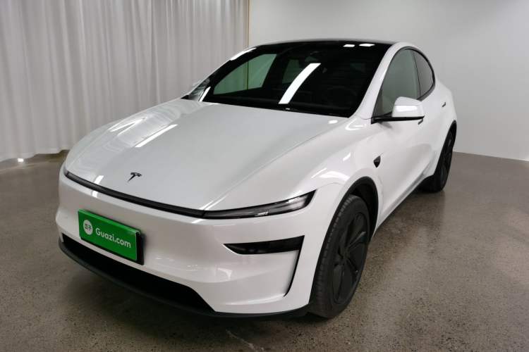 Used Tesla Model Y 2026 Long-Range All-Wheel-Drive Model
