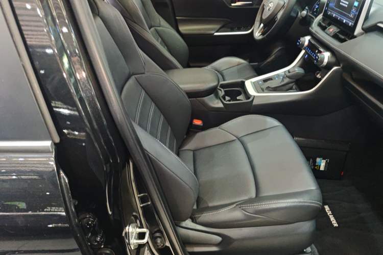 Used Toyota Wildlander 2021 Dual-Engine 2.5L E-CVT Two-Wheel Drive Luxury Edition