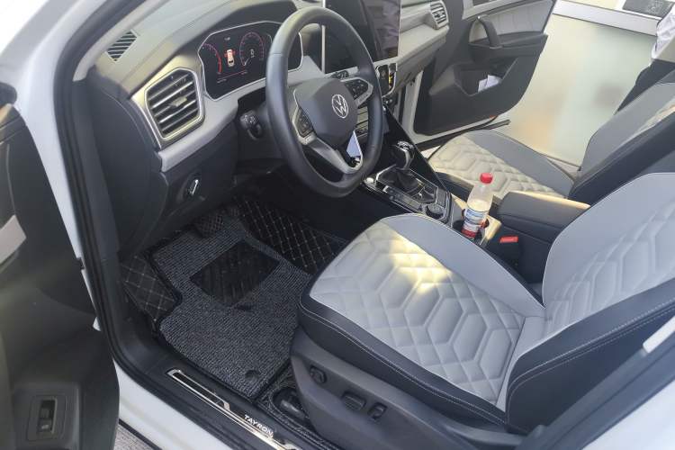 Used Volkswagen Tayron 2023 Revised Version 380TSI All-Wheel Drive R-Line High-Energy Edition