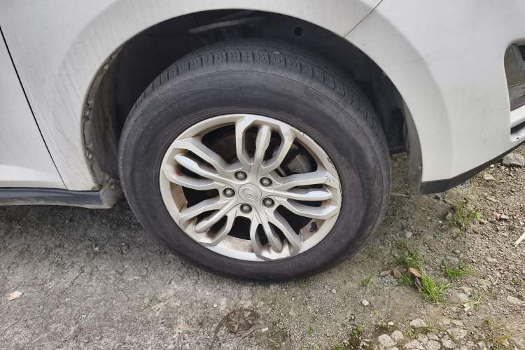 Used Land X5 2016 Plus 1.5T Manual Enjoyment Edition Right Front Wheel Hub